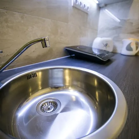 Budapest Downtown Apartments With Balcony & Optional Garage & Restaurant In The Building Room photo